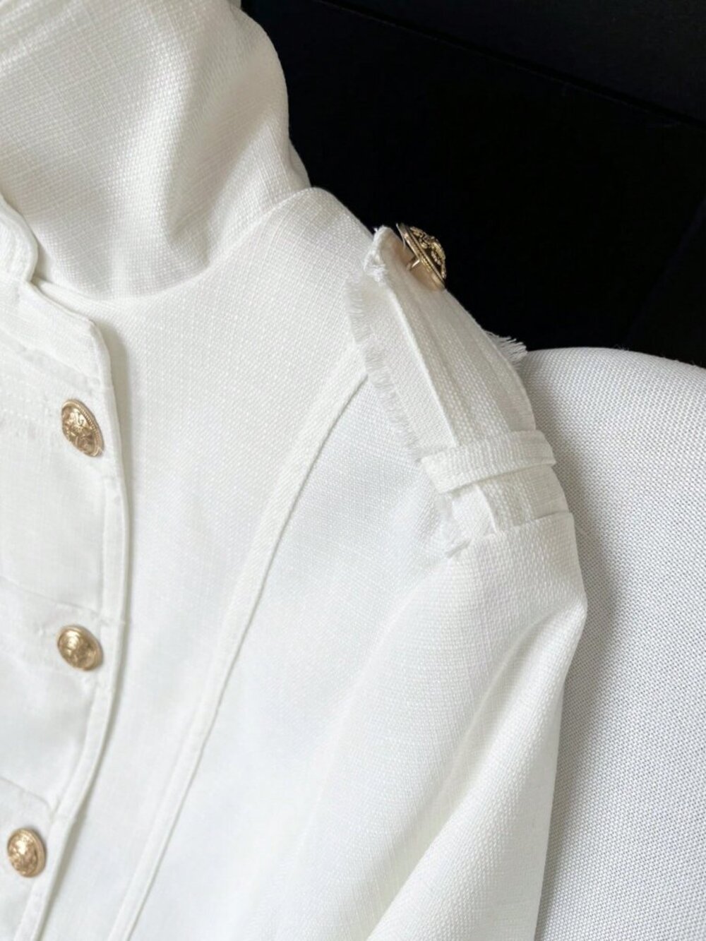 White Casual Women's Elegant Gold-Plated Button Jacket - Picture 10 of 10